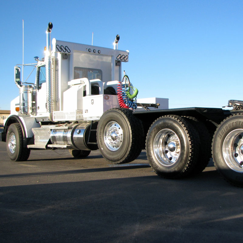 Largo roustabout truck body rigged for oilfield service